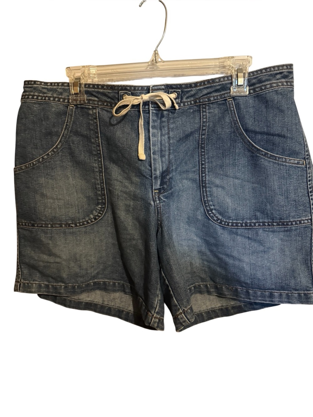 Old navy just below waist drawstring ladies denim champray jean shorts 14
